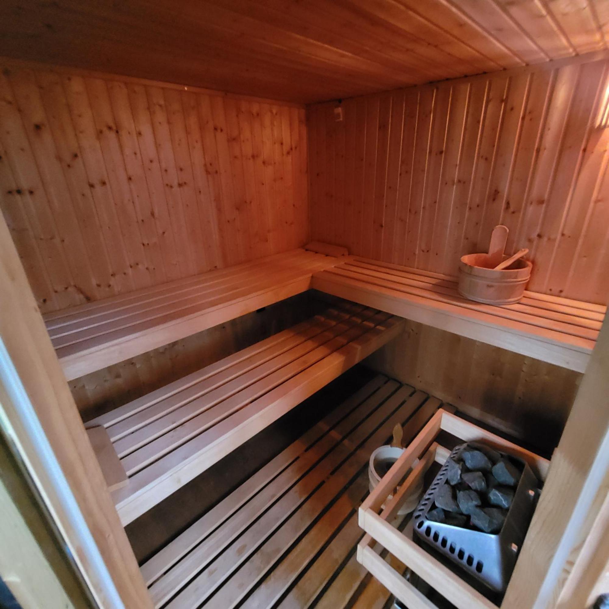 Oemoemenoe - 6 Pers - Sauna - Grote Tuin & Privacy Kortgene Esterno foto