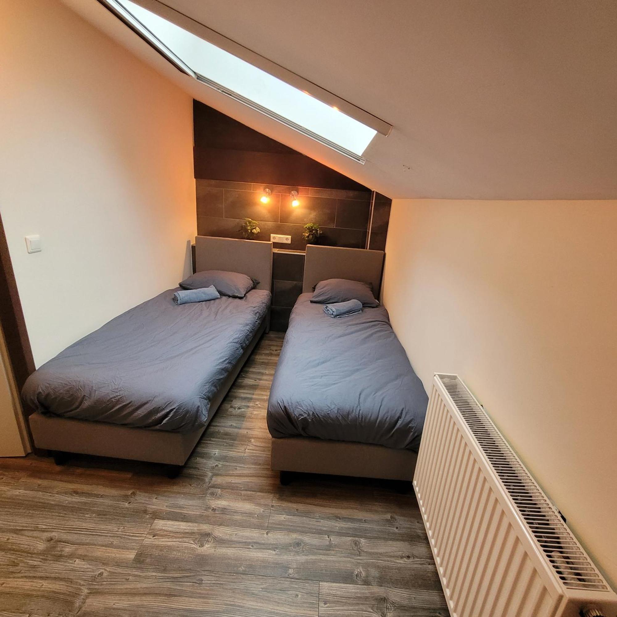 Oemoemenoe - 6 Pers - Sauna - Grote Tuin & Privacy Kortgene Esterno foto